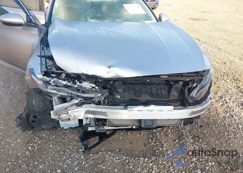 2018 Honda Accord Touring из США, поврежденный, VIN 1HGCV1F94JA094679